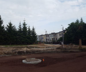 Na Fabrycznej w Lesznie budują kolejne rondo w Lesznie