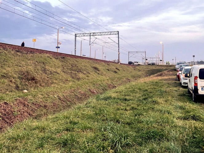 Uszkodzone linie kolejowe pod Dęblinem i w Puławach