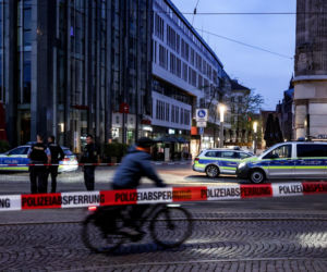 Dwoje zabitych i 80 rannych w Niemczech! Sprawca wjechał w tłum, był znany policji