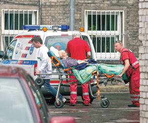 Fałszywy alarm bombowy sparaliżował Polskę