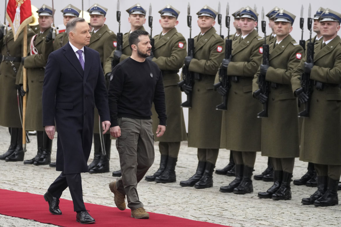 Zełenski z żoną w Pałacu Prezydenckim. Tak przywitał ich Duda