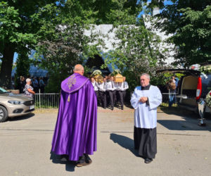 Przędzel: Pogrzeb ofiar tragicznego wypadku w Jamnicy.