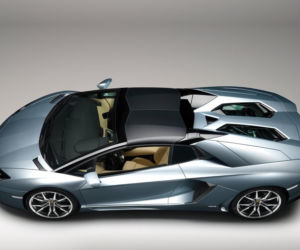 Lamborghini Aventador LP700-4 Roadster