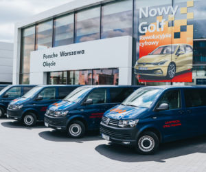 Volkswagen użyczył 30 Transporterów dla strażaków