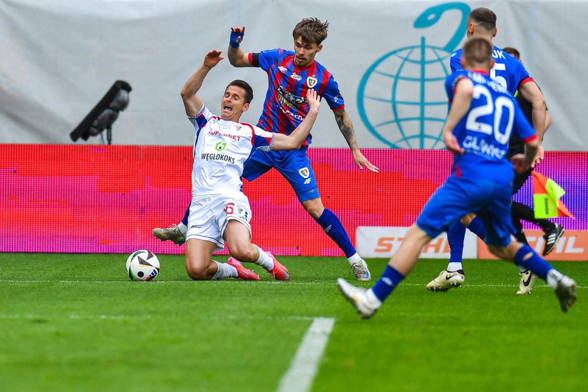  Zadyma na meczu Piast - Górnik