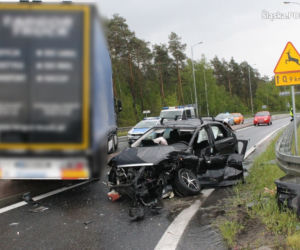 Wypadek w Krzepicach. 74-zginął w zderzeniu z tirem