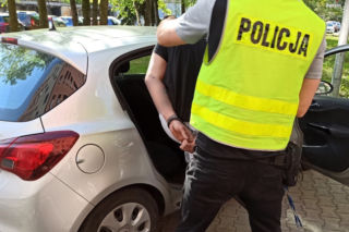 Napadli na dostawcę jedzenia! Wzięli torbę i uciekli. Zgroza w Będzinie