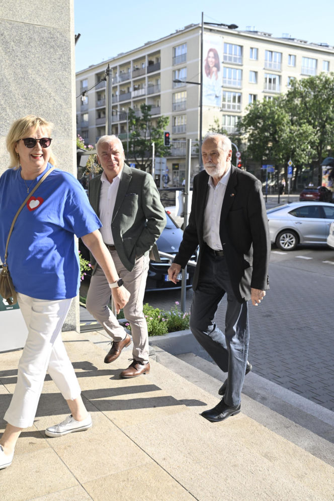 Tusk wezwał na dywanik KO