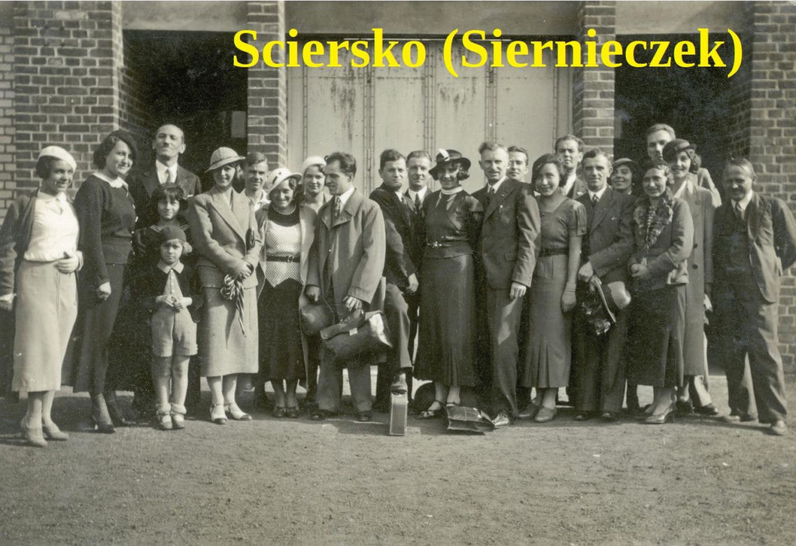 W marcu 1920 roku podjęto decyzję o rozszerzeniu miasta o okoliczne gminy wiejskie