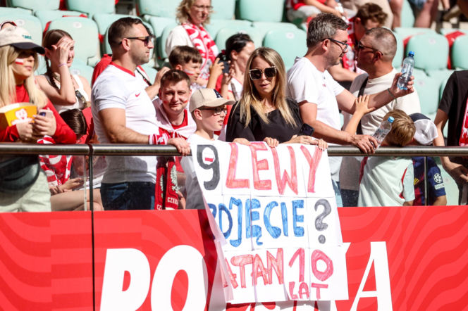 Polska - Ukraina. Tłumy kibiców na trybunach. Znajdź się na zdjęciu!