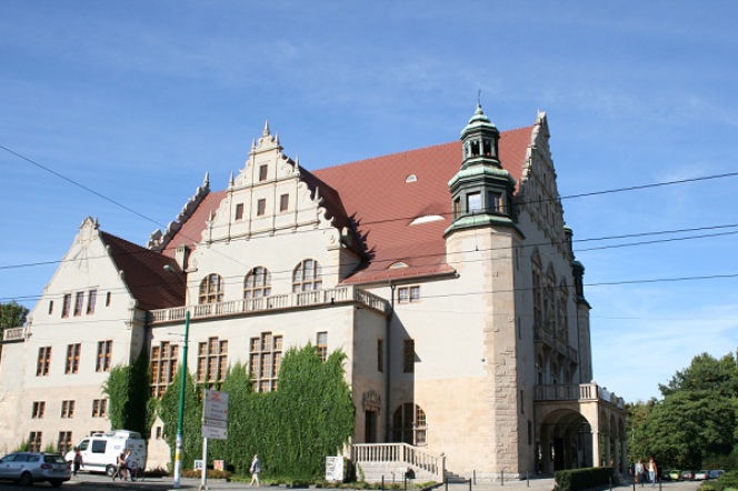 uniwersytet im. adama mickiewicza w Poznaniu