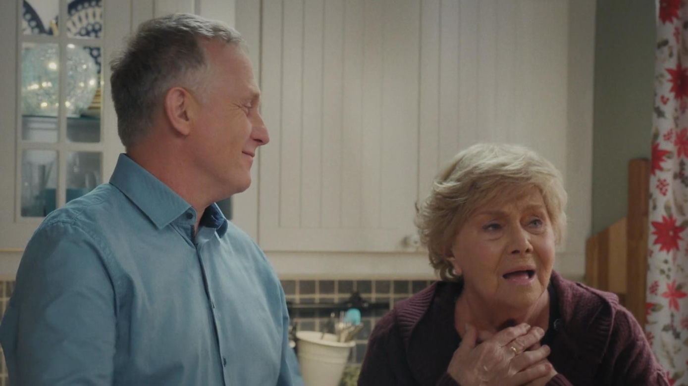 M jak miłość odc. 1921. Artur Rogowski (Robert Moskwa), Barbara (Teresa Lipowska)