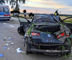 Wypadek seata na DK 65 pomiędzy Mońkami a Knyszynem