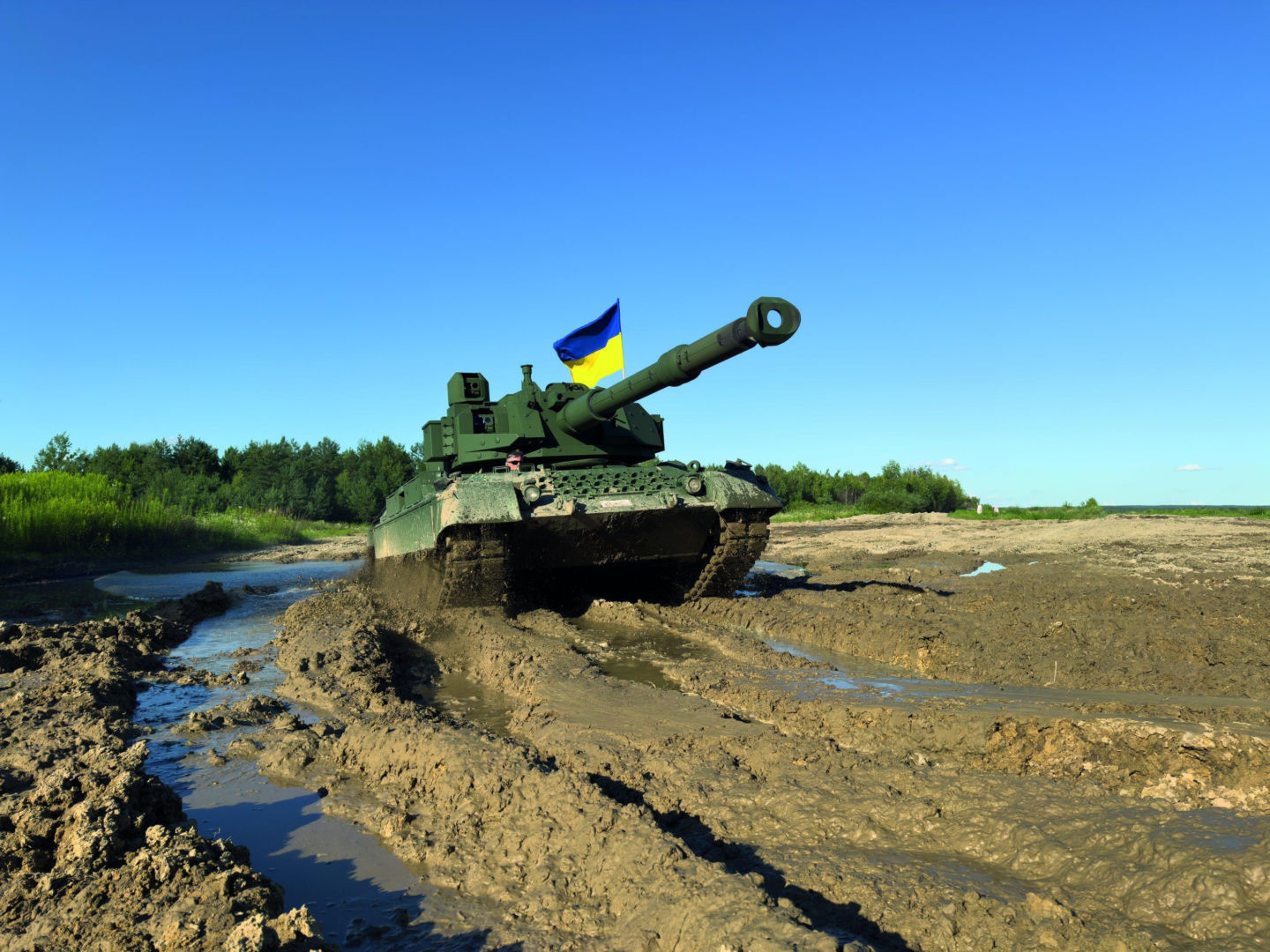 Leopard 1 zyskuje nowe życie. Ukraina otrzyma czołgi z 30 nowoczesnymi wieżami Cockerill 3105