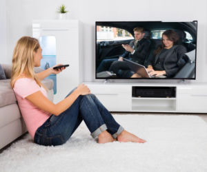 Kultowe samochody z seriali – 5 sportowych pojazdów, o których marzą Polacy