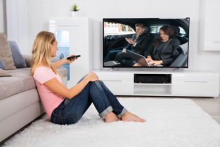 Kultowe samochody z seriali – 5 sportowych pojazdów, o których marzą Polacy