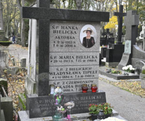 Hanka Bielicka -tak dziś wygląda jej grób