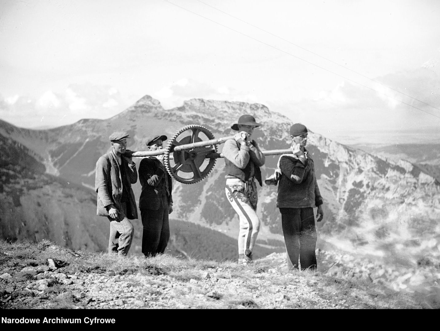 Budowa kolejki na Kasprowy Wierch, rok 1935