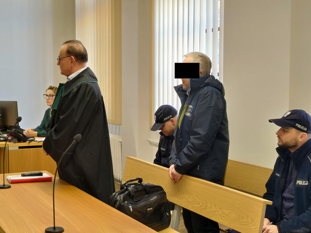 Ksiądz Ryszard G. w sądzie w Sosnowcu
