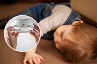 „Dziecko upadło w łazience - brak z nim  kontaktu”. Niewidzialny przeciwnik zaatakował w Szczecinku