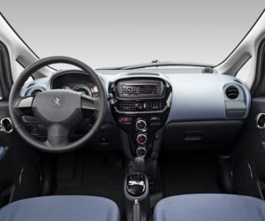 Peugeot iOn