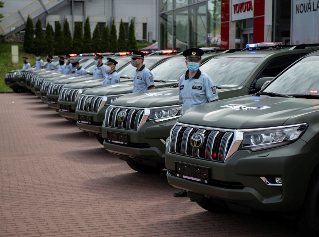 Toyoty Land Cruiser dla policji w Czechach