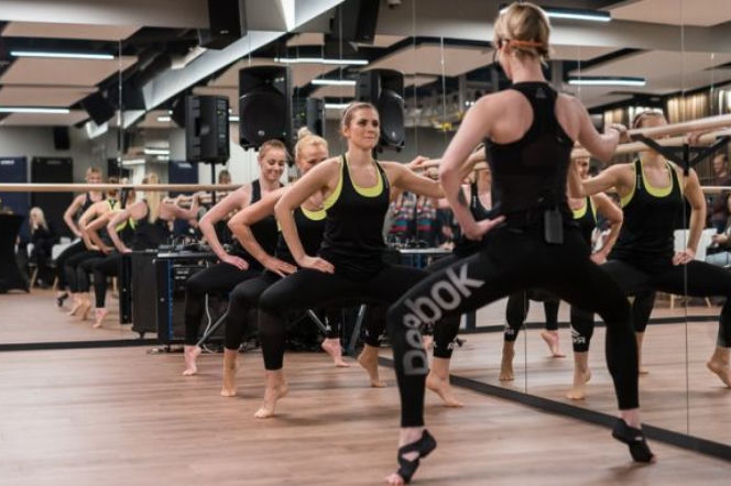 Barre Workout, ćwiczenia, trening, siłownia