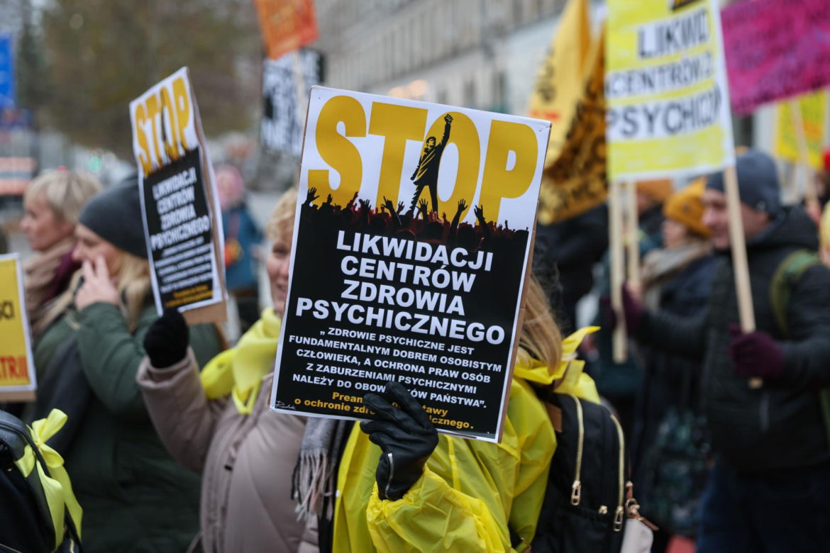 Żółty Marsz w obronie Centrów Zdrowia Psychicznego