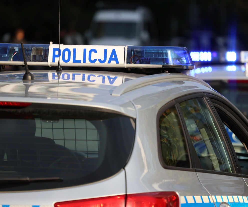 Uczeń pojawił się w szkole z nożem. Potem zaczęli robić zdjęcia