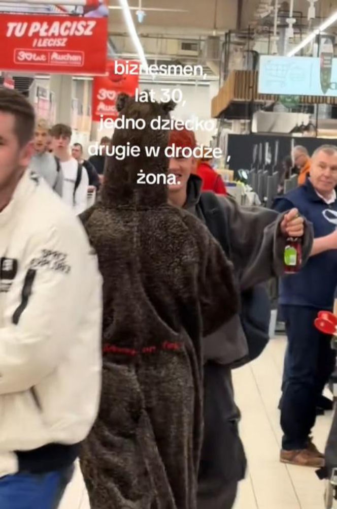 Friz przebrany za dzika