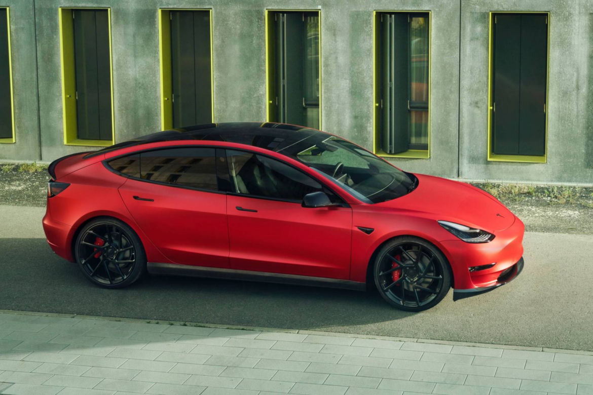 Tesla Model 3 po tuningu Novitec