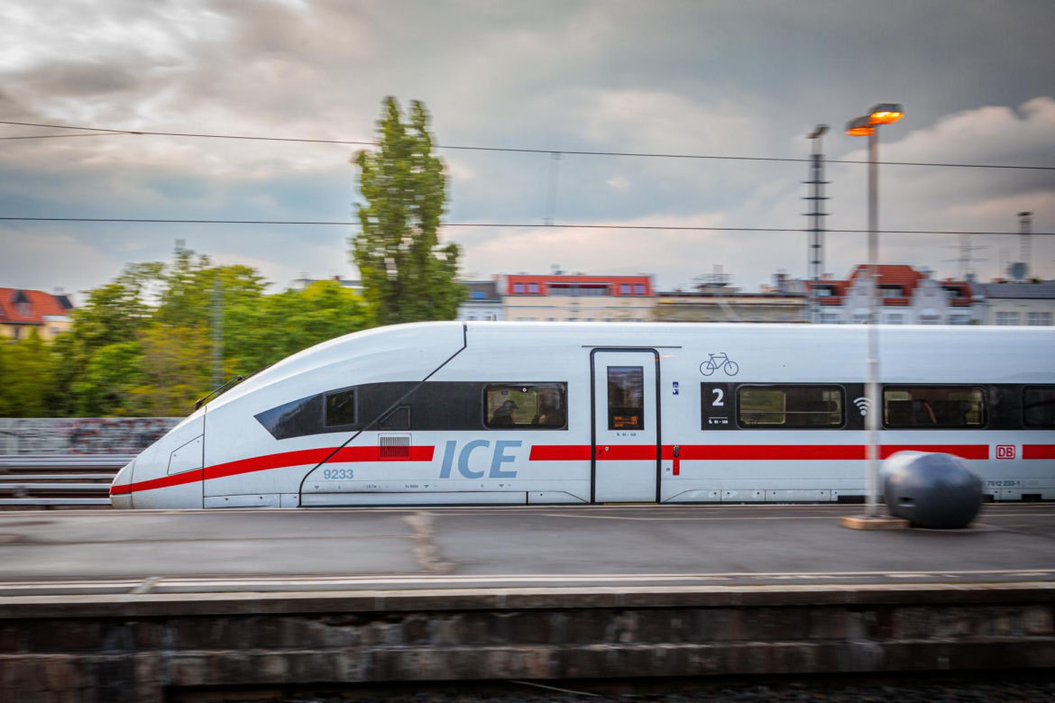 Niemieckie superszybkie pociągi w Polsce? Mają dojeżdżać z Berlina do Warszawy