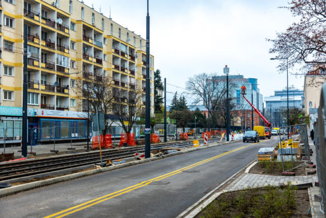 Tramwaj wzdłuż ul. Rakowieckiej w Warszawie - budowa