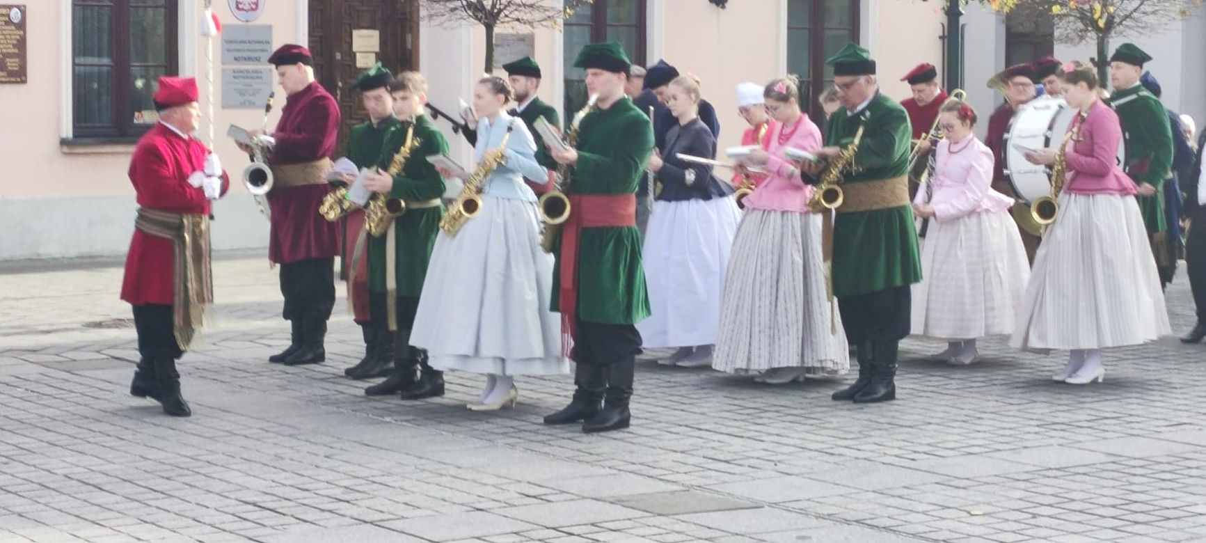 Święto Niepodległości w Żywcu: Obchody 104. rocznicy odzyskania przez Polskę niepodległości