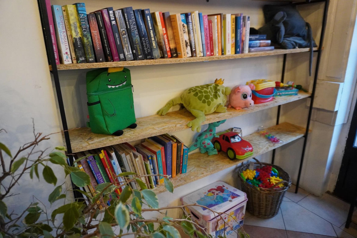 Drugi butik charytatywny fundacji Deszczu Kropelką. Działa na Ligocie w Katowicach