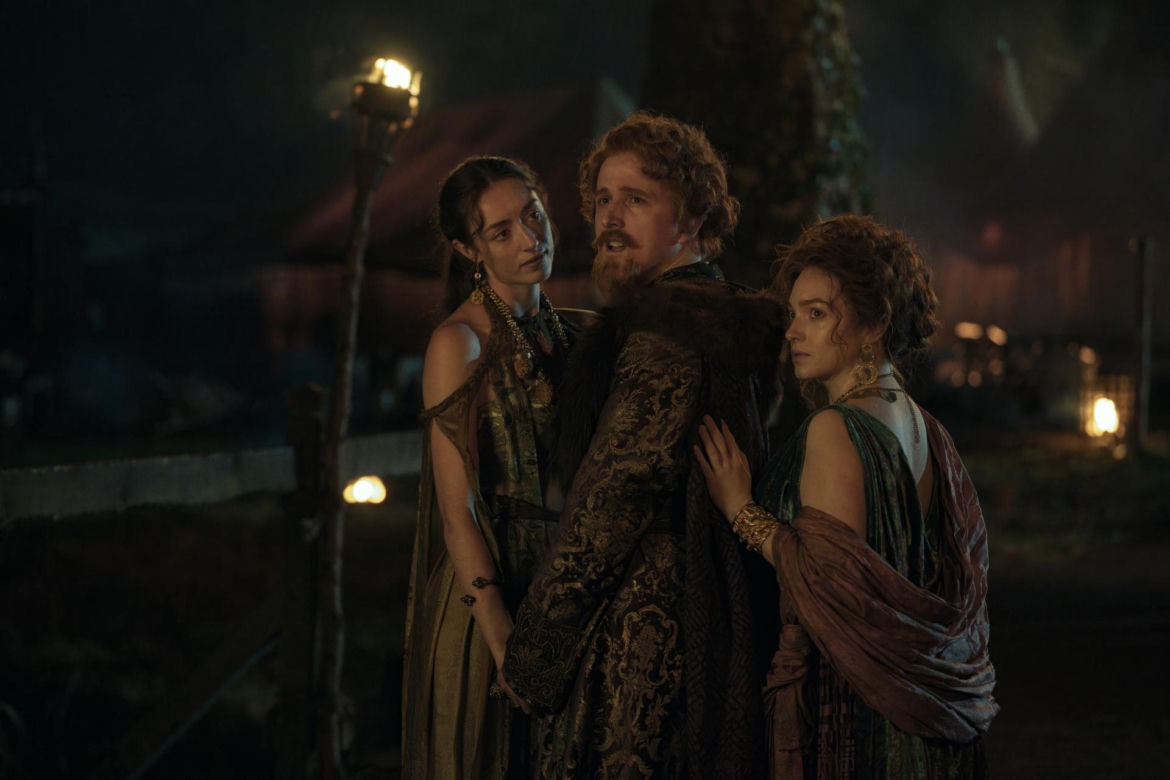 Daniel Monks jako ser Manfred Dondarrion