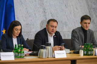 Byli szefowie CBA nie stawili się przed komisją ds. Pegasusa. Jest wniosek o karę