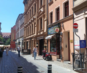 Zakazy i ograniczenia na toruńskiej starówce. Taksówkarze mają problem