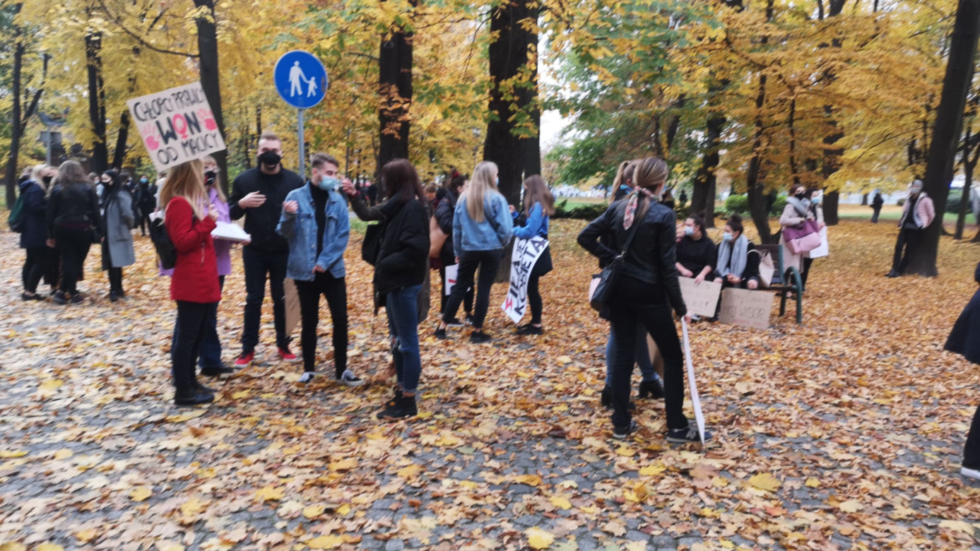 Strajk kobiet. POTĘŻNA manifestacja studentów w Katowicach!