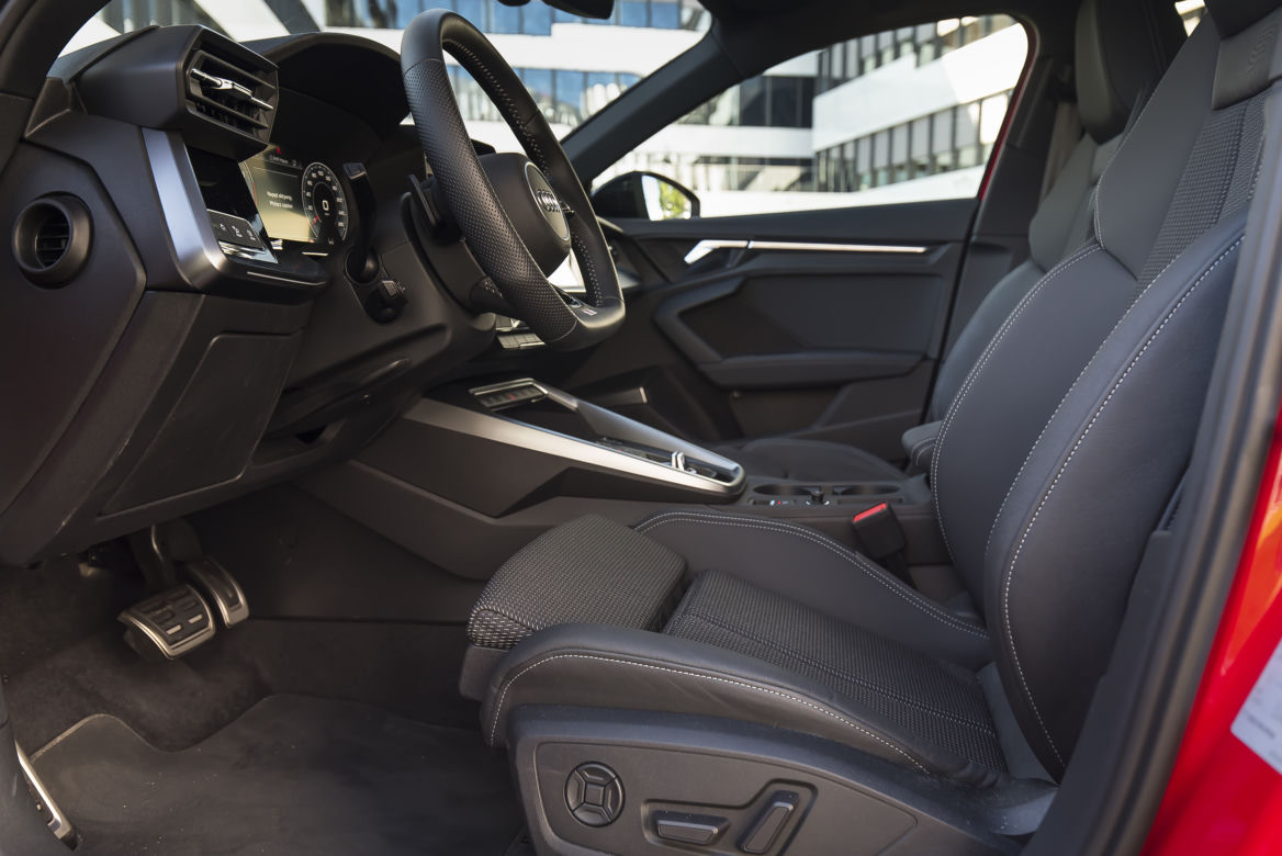 Audi A3 Sportback 8Y 35 TFSI S-Tronic S-line