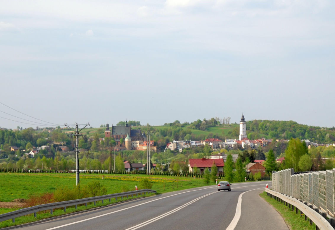 To najpiękniejsze miasto w Małopolsce. Jest porównywane do Krakowa, kiedyś było uznawane za stolicę Polski