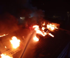 Hajnówka. Pożar sklepu meblowego. Milionowe straty