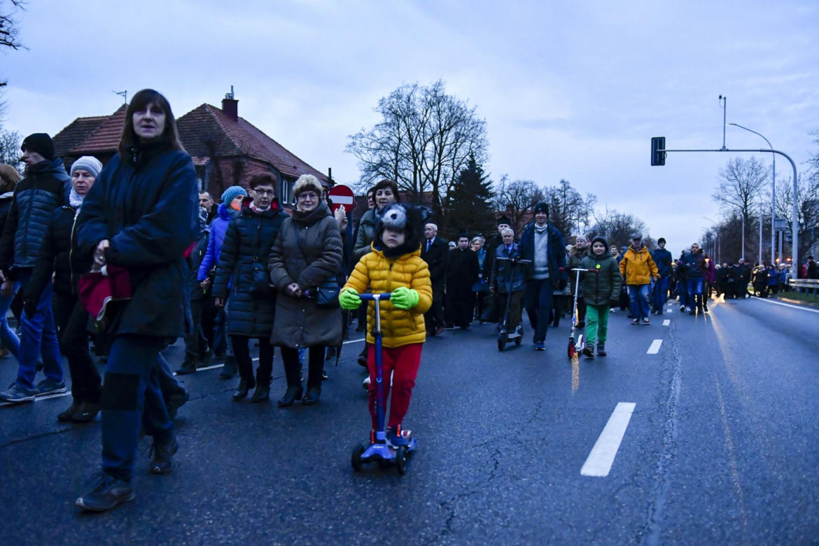 Droga Krzyżowa w Katowicach 2023 GALERIA