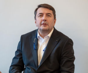 Lekarz zrobił sobie kolonoskopię na żywo