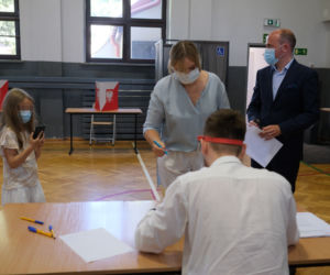 Wybory 2020 Borys Budka juz zagłosował z rodziną