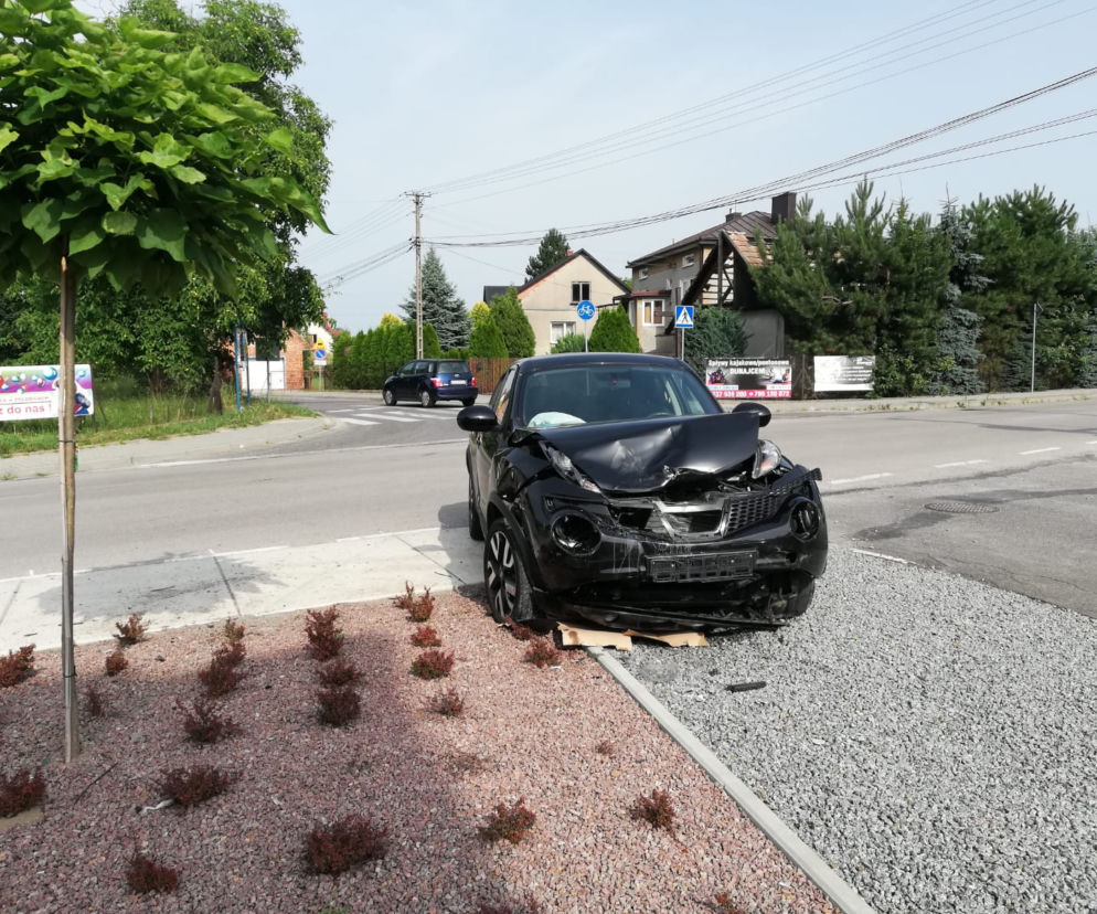 Kolizja pod remizą OSP w Zgłobicach