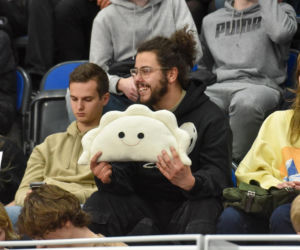 Halowe mistrzostwa Polski w Kujawsko-Pomorskiej Arenie Toruń. Zdjęcia kibiców i zawodników