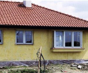 Ściany należy pokryć tynkiem podkladowym