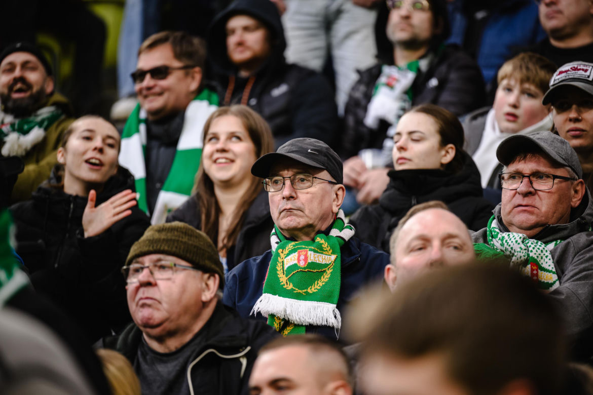 Lechia Gdańsk - Raków Częstochowa; Zdjęcia kibiców z meczu 30. kolejki PKO BP Ekstraklasy