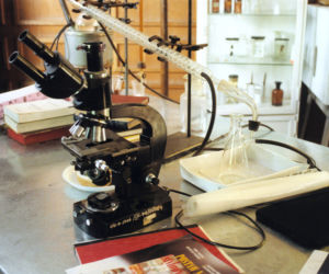 Mikroskom, laboratorium, badania, DNA